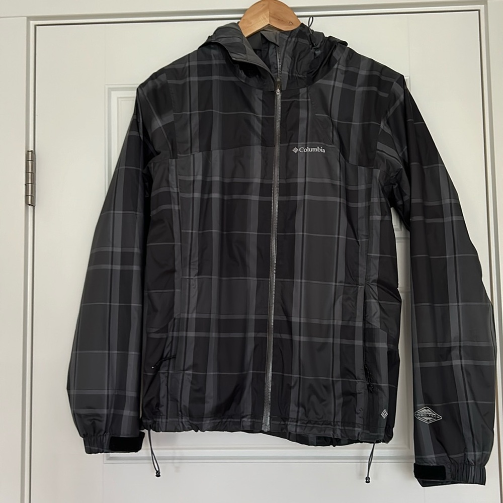 Women’s Waterproof Columbia Jacket